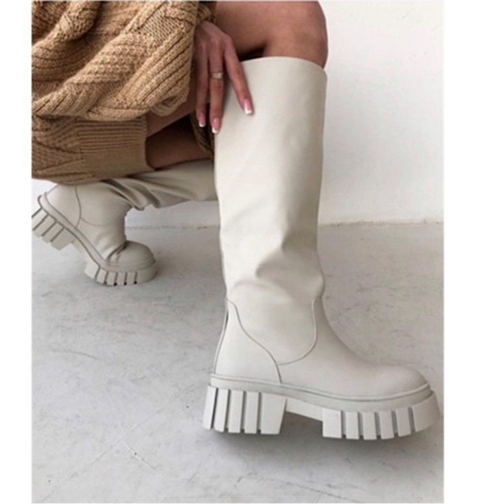 Zara New l! Viral Chunky Rubberized Tall Stylish Winter Combat Boots